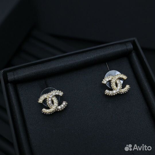 Chanel серьги пусеты с жемчужинами новые NEW