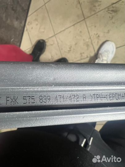 Skoda Karoq уплотнитель стекла двери