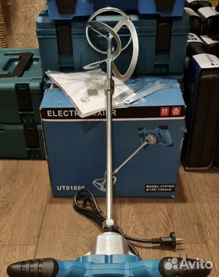 Миксер строительный makita