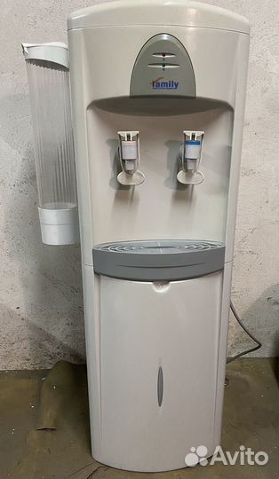 Кулер для воды напольный б/у
