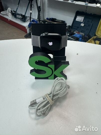 Смарт часы apple watch 4 44mm акб 100%