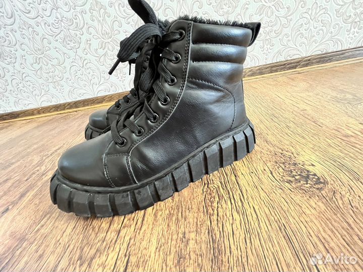 Ботинки женские