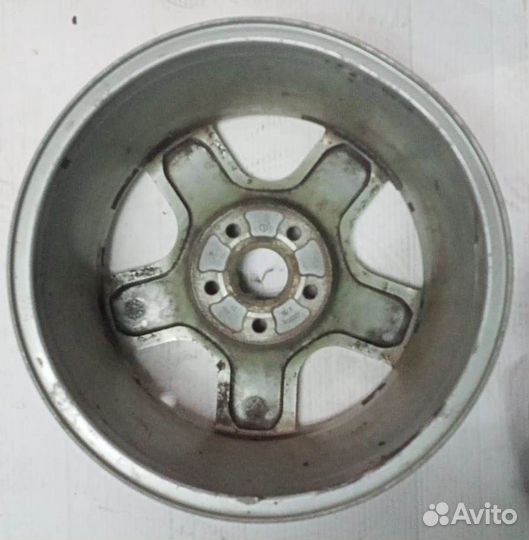 Диск колесный Audi A3 8P0601025M