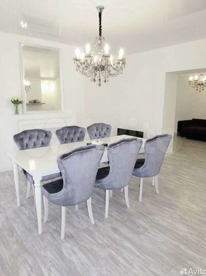 3-к. квартира, 101 м², 10/10 эт.