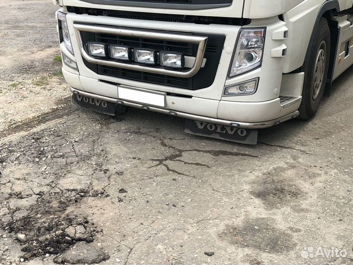 Держатель фар передний 60 мм Volvo FH12