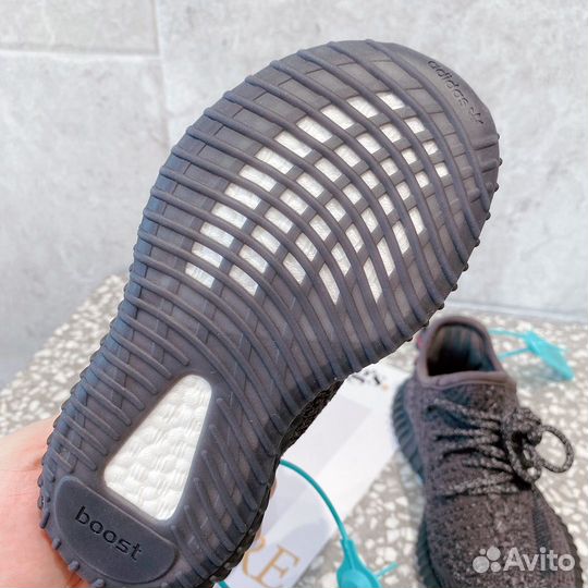 Кроссовки детские Yeezy Boost 350v2 28-35р