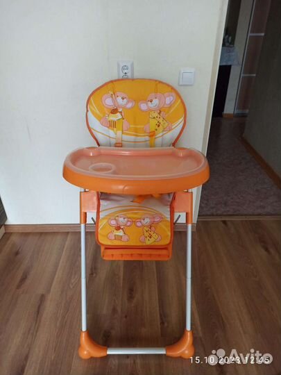 Стульчик для кормления