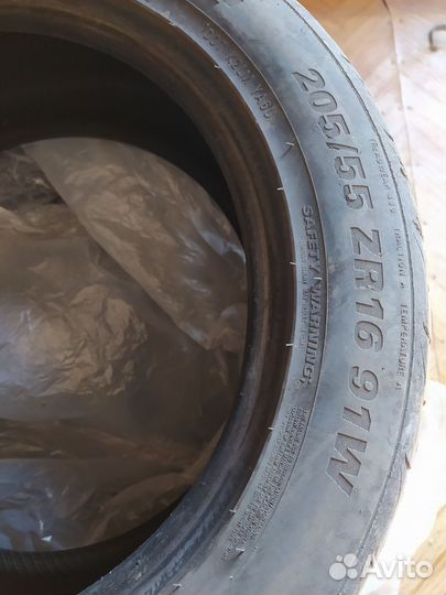 Kumho Ecsta PS31 205/55 R16 91W