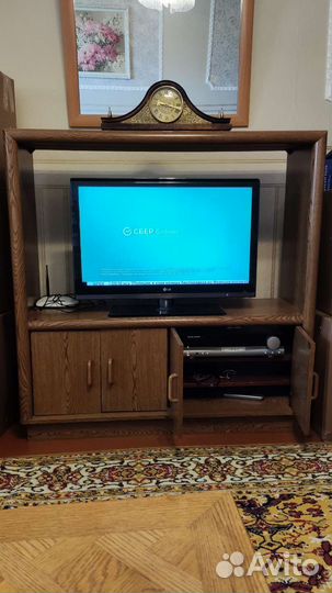 Стойка для телевизора