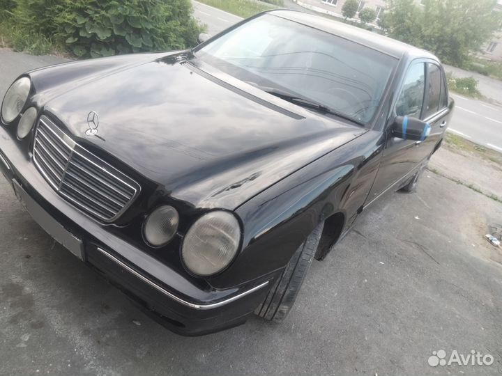 Mercedes-Benz E-класс 2.8 МТ, 2000, 570 000 км