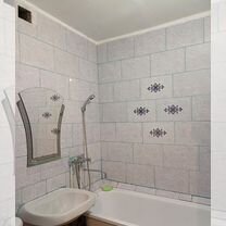 2-к. квартира, 42 м², 5/5 эт.