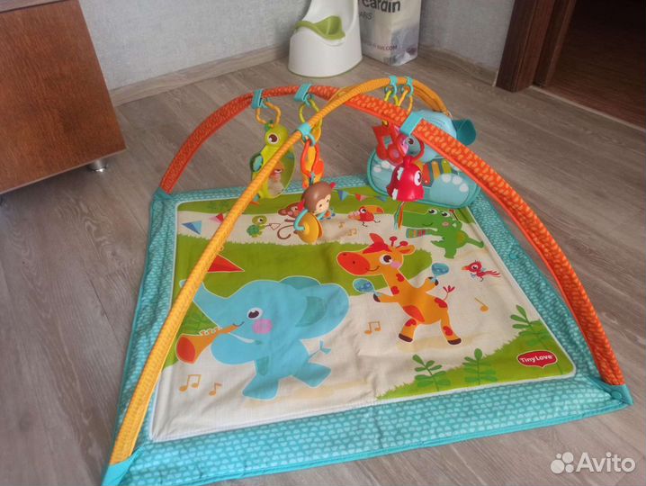 Развивающий коврик