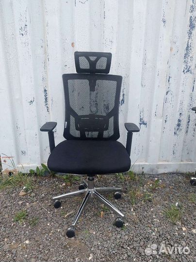 Компьютерное кресло б/у