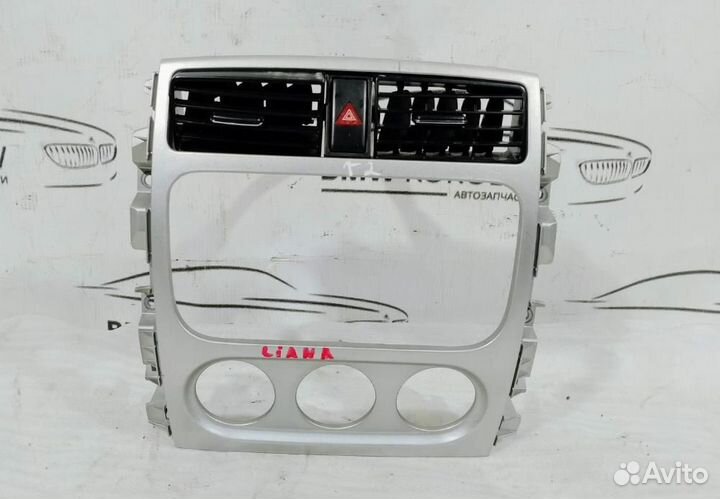 Накладка консоли центральной с A/C Suzuki Liana