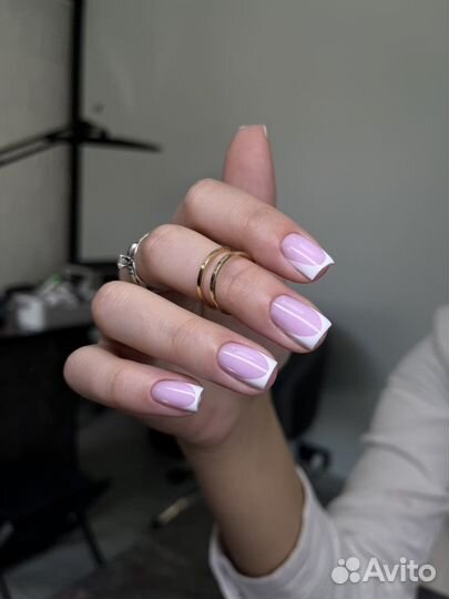 Маникюр с покрытием гель-лаком