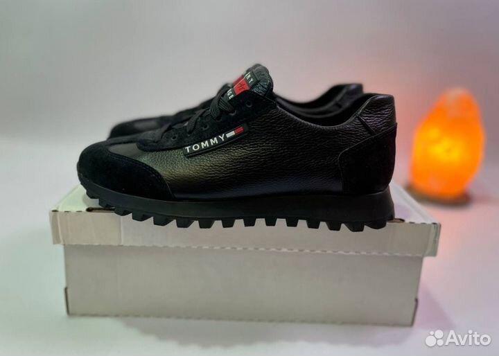 Кроссовки Tommy Hilfinger легкие