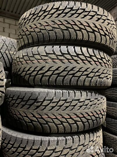 Nokian Tyres Hakkapeliitta R3 SUV 215/65 R16 102R
