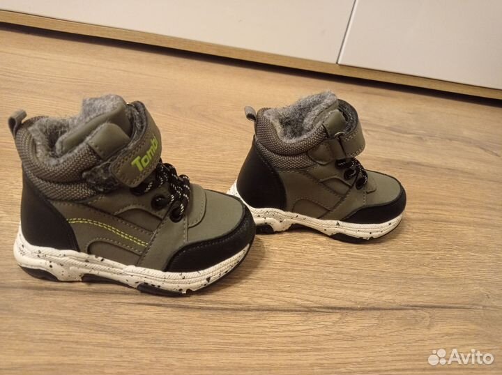 Ботинки демисезонные 22 размер