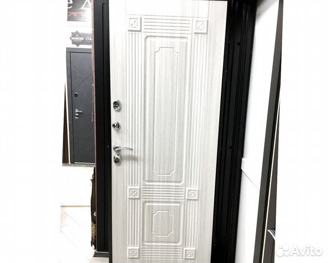 Входная Дверь с терморазрывом в дом со склада