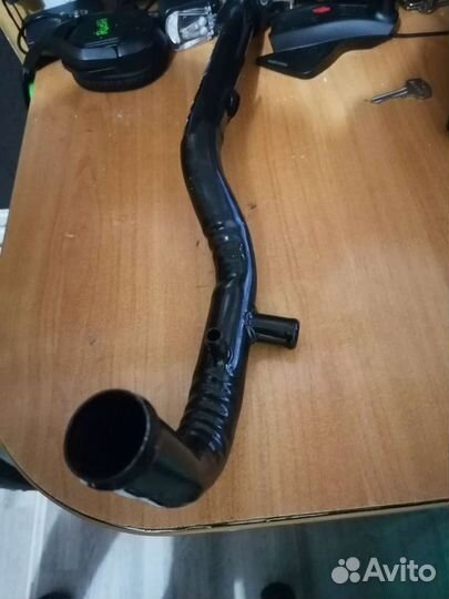 Трубка подводящая к термостату к помпе Ваз 2110(ка