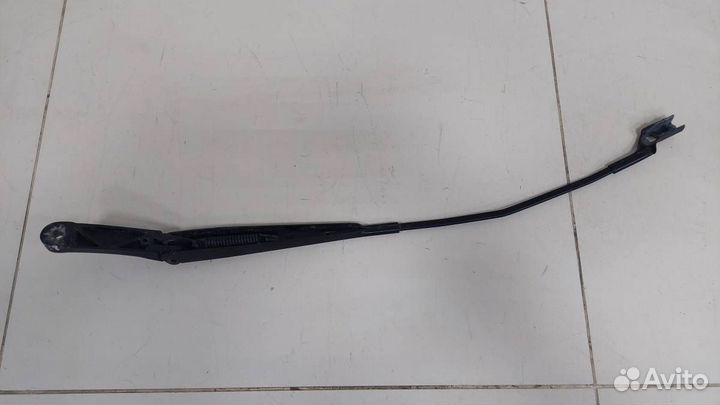 Поводок стеклоочистителя передний правый Skoda Rap