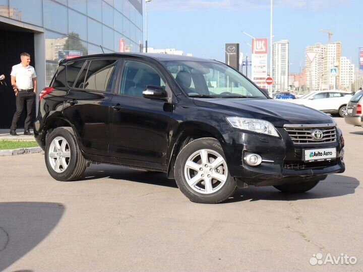 Toyota RAV4 2.0 CVT, 2011, 242 500 км