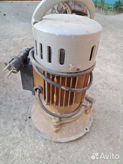 Бытовой центробежный насос для скважины