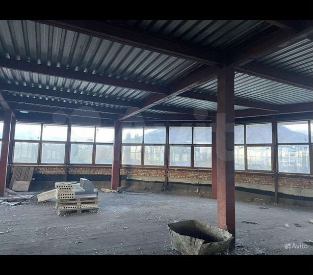 Свободного назначения, 305 м²