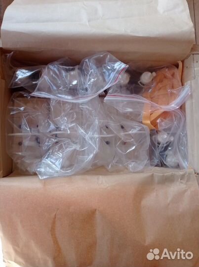 Продам аккумуляторные батареи 2 вц-600 штиль