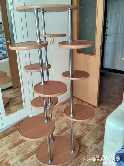 Подставка для цветов напольная