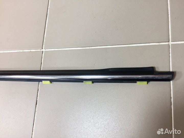 Молдинг заднего лев стекла SsangYong Actyon Sports