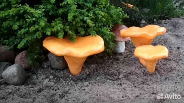 Грибы лисички из цемента