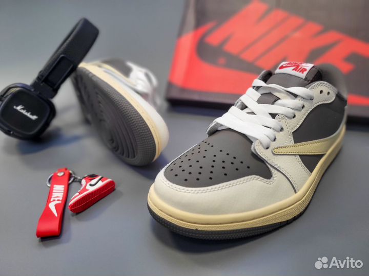 Кроссовки Nike Air Jordan 1 Low x Travis Scott