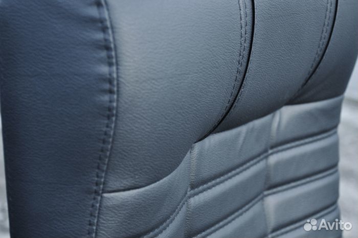 Офисное кресло 