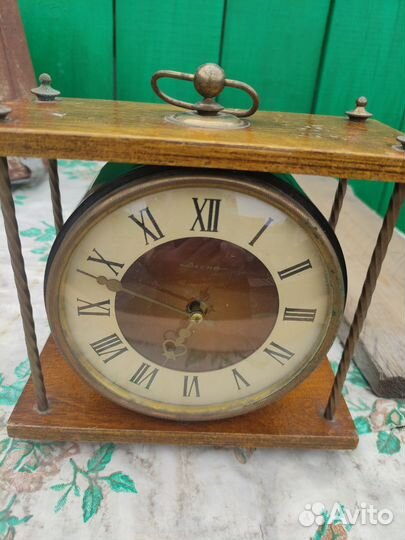 Часы механические СССР 