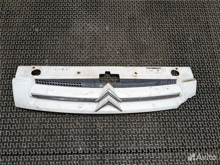 Решетка радиатора Citroen Berlingo, 2010