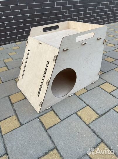 Домик для кошек 55х37х40см