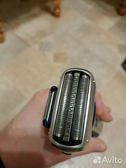 Электробритва Panasonic ES-RT37
