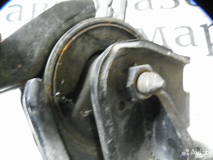 Опора кпп левая Kia Sportage