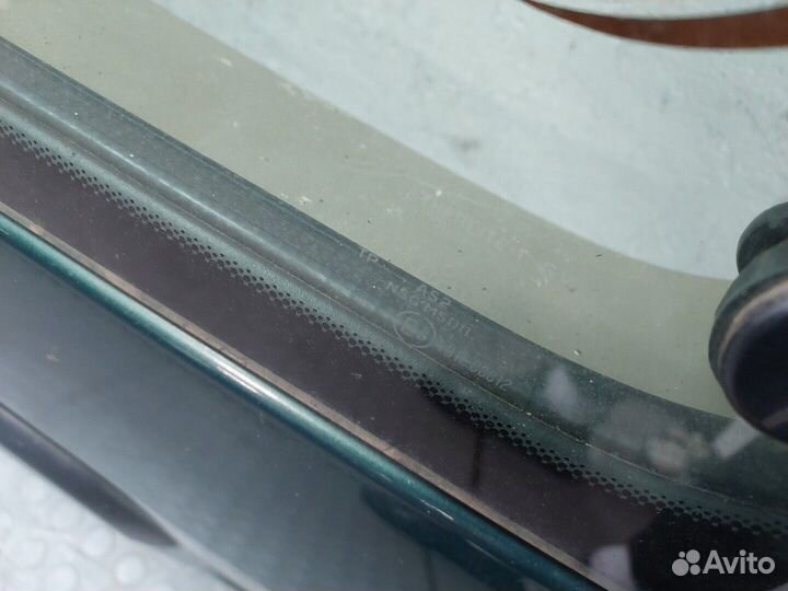 Крышка багажника Ford Maverick, 2002