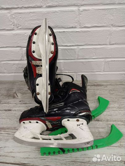 Коньки хоккейные Bauer Vapor X800