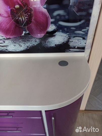 Кухонный гарнитур с техникой бу