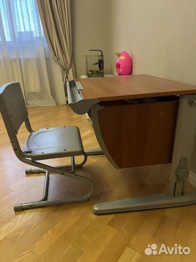 Растущая парта и стул