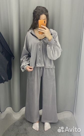 Велюровый костюм