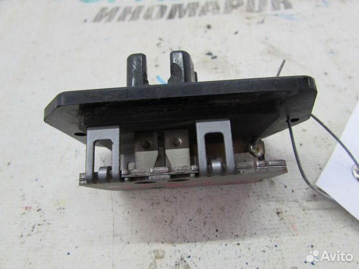 Резистор отопителя для Toyota Yaris 2 2005-2011г