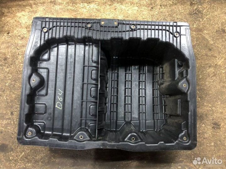 Поддон багажника Bmw E90