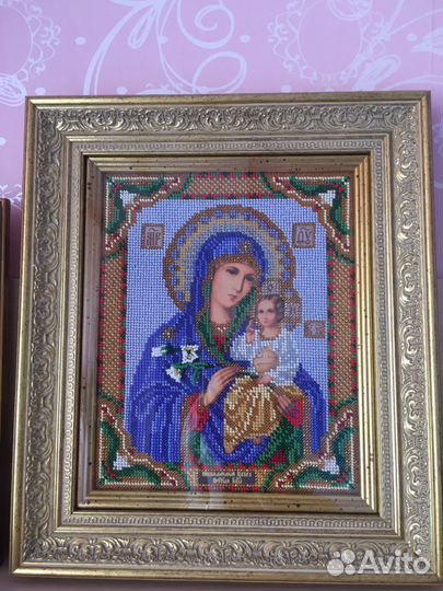 Икона Божьей Матери «Неувядаемый цвет»