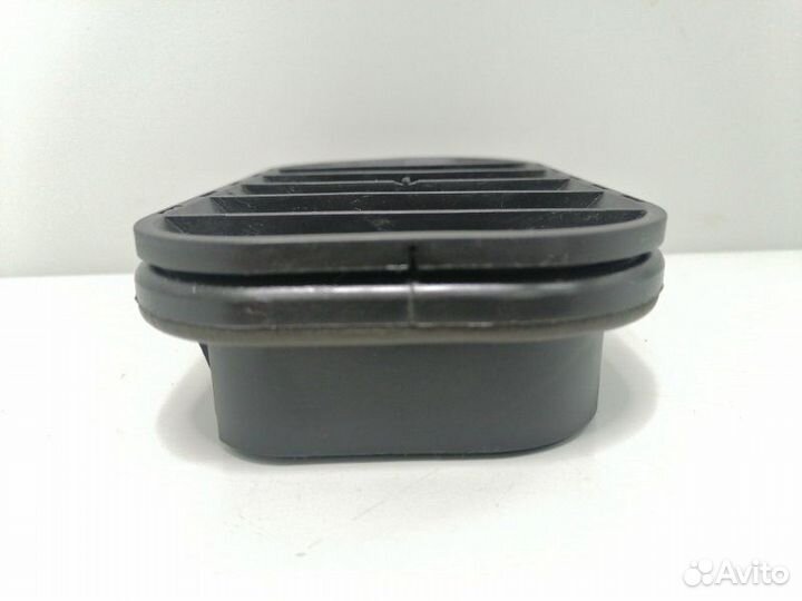 Клапан воздушный задний левый Skoda Superb 3U4 1.8