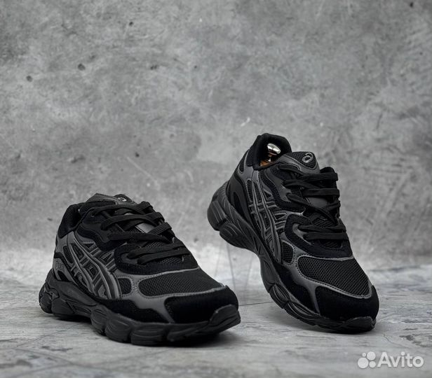Кроссовки Asics Urbancore
