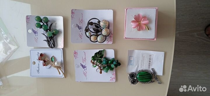 Броши новые